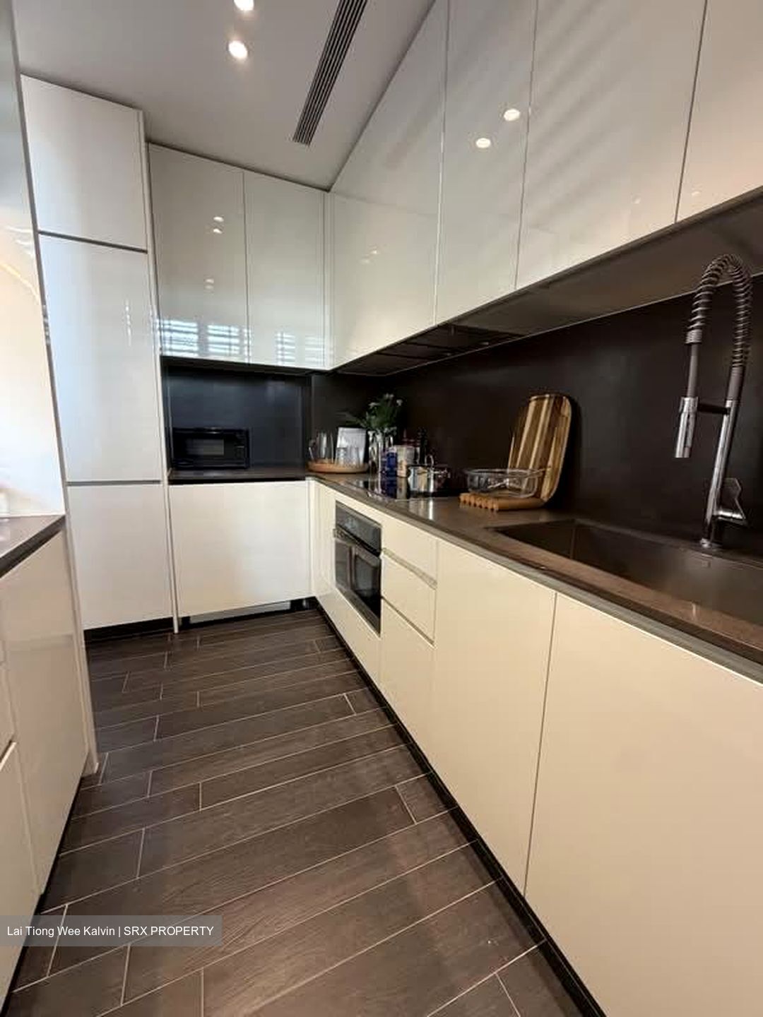 Lloyd Sixtyfive (D9), Apartment #597087741